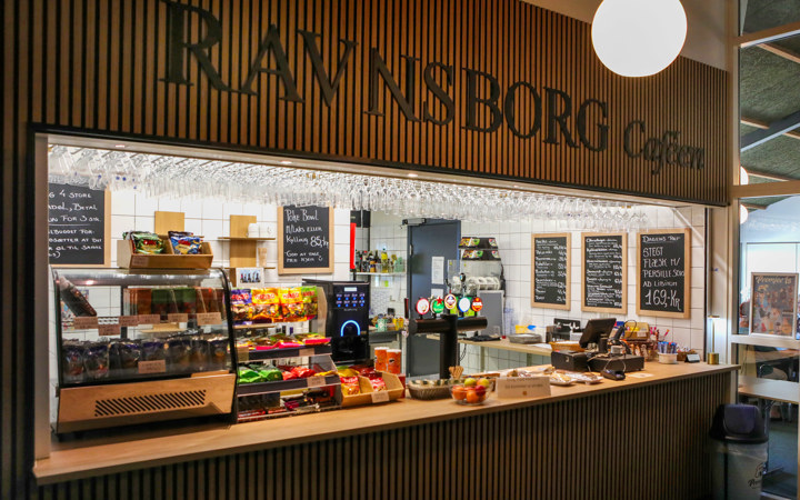 Åbningstider i sommer